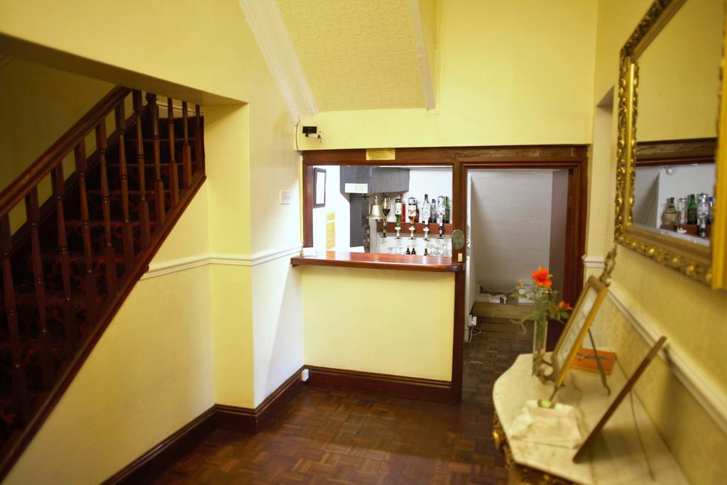 צ'סטר Hamilton Court Hotel מראה חיצוני תמונה