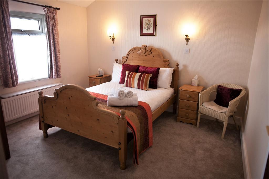 צ'סטר Hamilton Court Hotel מראה חיצוני תמונה